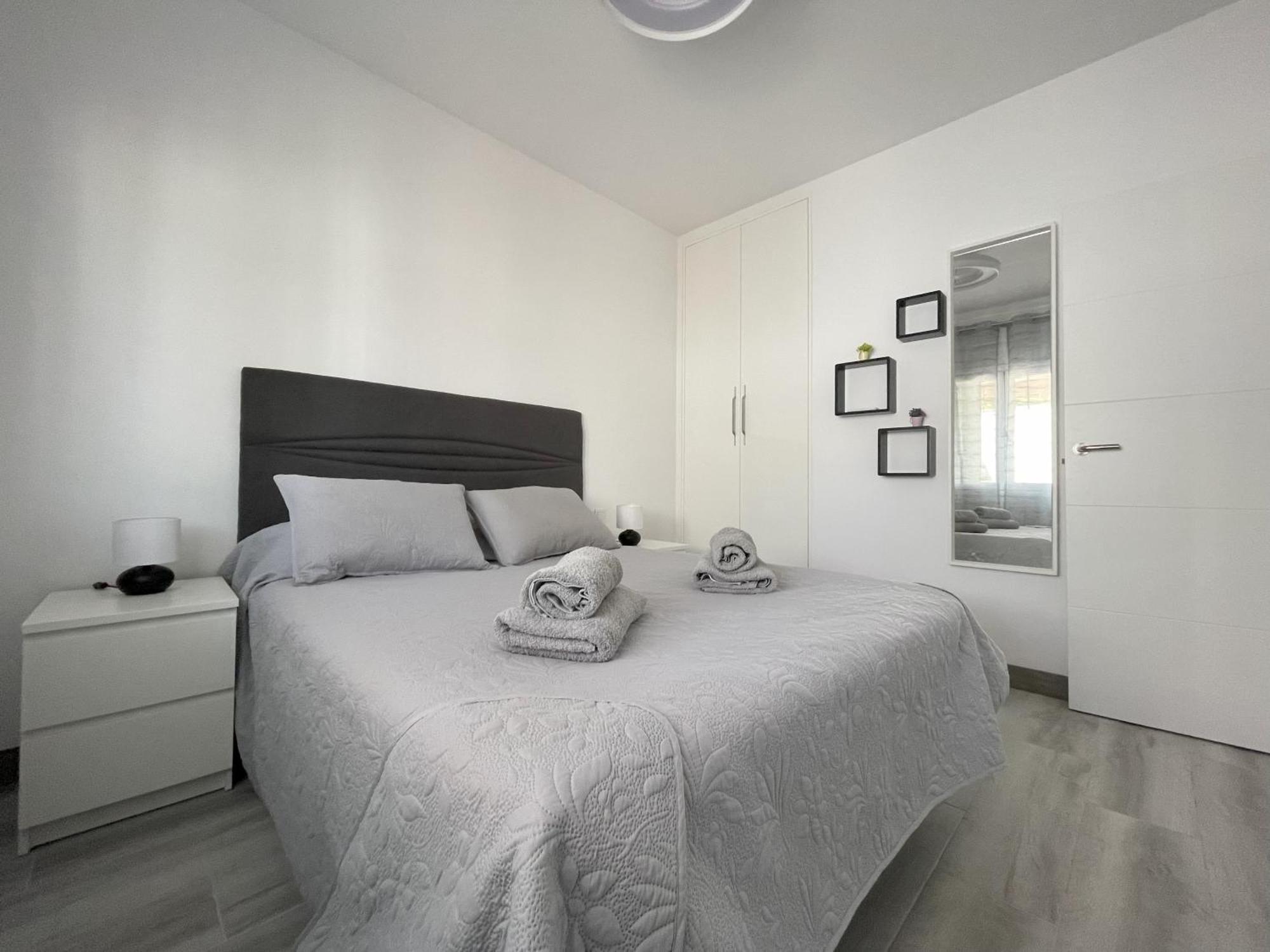 Newly Renovated Apartment With 2 Terrace, 2 Bedroom, 5Min Beach Пуерто-де-Сантьяго Екстер'єр фото