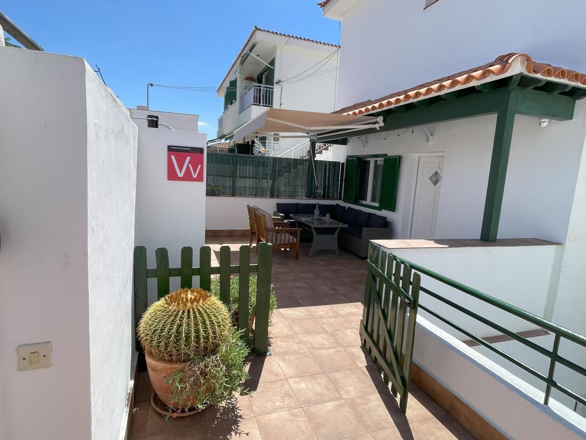 Newly Renovated Apartment With 2 Terrace, 2 Bedroom, 5Min Beach Пуерто-де-Сантьяго Екстер'єр фото