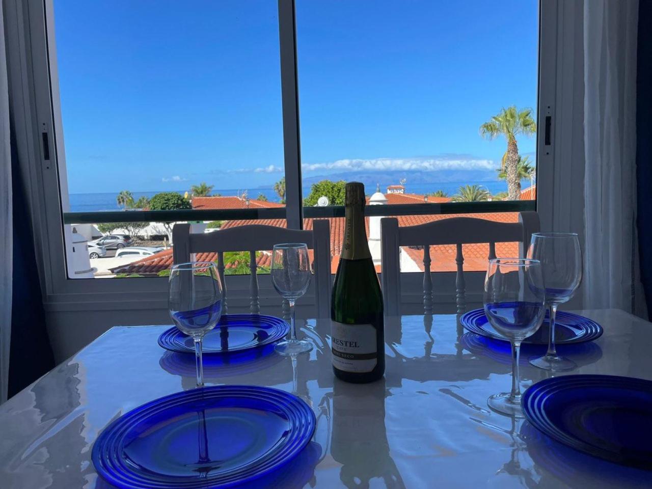 Newly Renovated Apartment With 2 Terrace, 2 Bedroom, 5Min Beach Пуерто-де-Сантьяго Екстер'єр фото